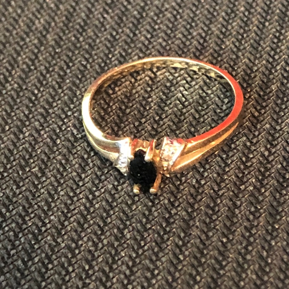10k solid gold Sapphire and diamond ring